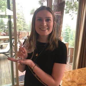 Meet your Posher, Emma